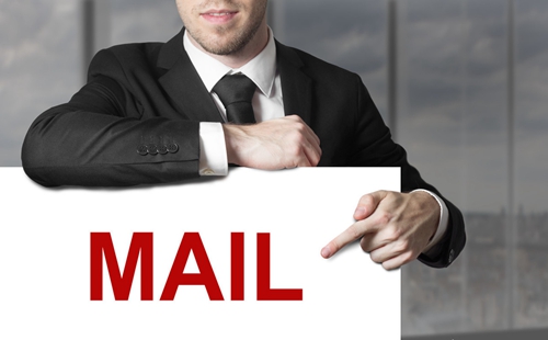 <b> 如何變更ICP經(jīng)營許可證法人?</b>