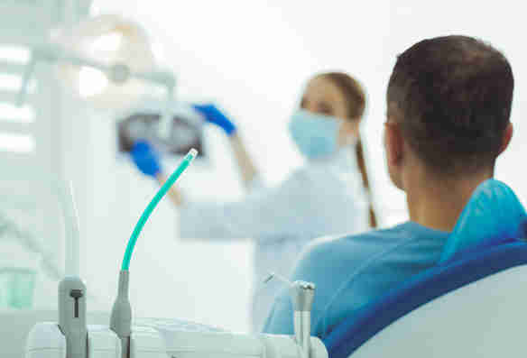 三類醫(yī)療器械經(jīng)營(yíng)許可證如何辦理？